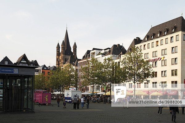 Heumarkt Square  Cologne  North Rhine-Westphalia  Germany  Europe