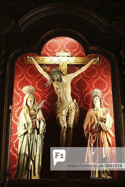 Kreuzigungsgruppe  16.Jh.  in Wallfahrtskirche Las Nieves bei Santa Cruz de la Palma  La Palma  Kanarische Inseln  Kanaren  Spanien