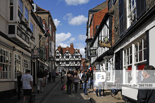 Old shopping street with old houses  Steep Hill  Lincoln  Lincolnshire  England  UK  Europe