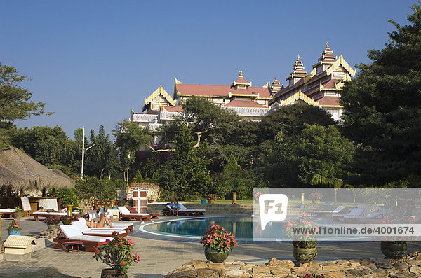 Museum  Pool des Bagan Thande Hotel  Old Bagan  Pagan  Burma  Birma  Myanmar  Asien