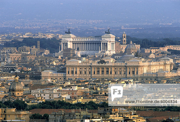 Panorama  Justizpalast  Nationaldenkmal Vittorio Emanuele II  Rom  Latium  Italien  Europa