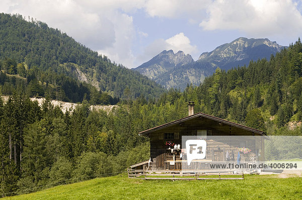 Zoettbach-cabin  Brandenbergtal Valley  Tyrol  Austria  Europe
