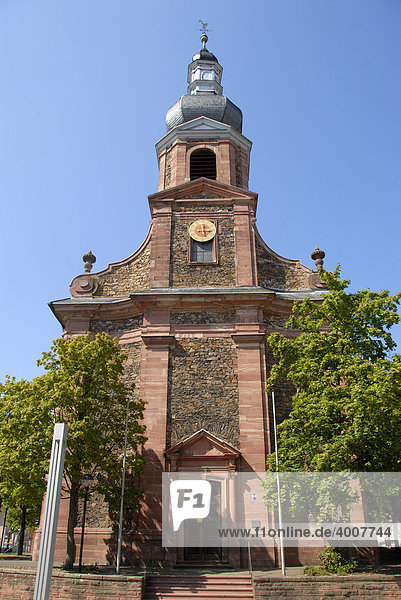 Barocke Pfarrkirche St. Justinus  Alzenau in Unterfranken  Bayern  Deutschland  Europa