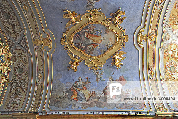 Deckenfresko der Kirche St. Maria sopra Minerva  Minervatempel  Assisi  Umbrien  Italien  Europa