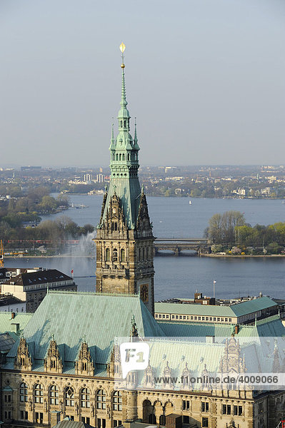 Rathaus der Hansestadt Hamburg  Deutschland  Europa