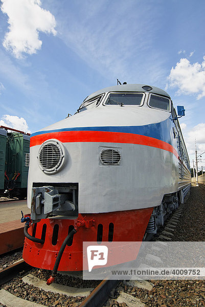 Russischer Hochgeschwindigkeits-Elektro-Zug ER200  Baujahr 1989
