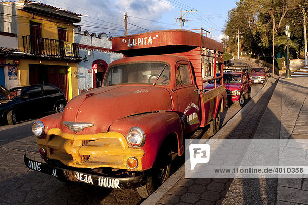 Oldtimer Chevrolet in San Cristobal de las Casas Chiapas Mexiko Zentralamerika