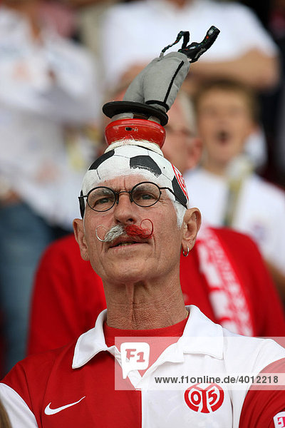 Fan-Original Willi Dietrich Fußball-Bundesliga 3. Spieltag: FSV Mainz 05 - FC Bayern-München im Bruchwegstadion Mainz Rheinland-Pfalz Deutschland Europa