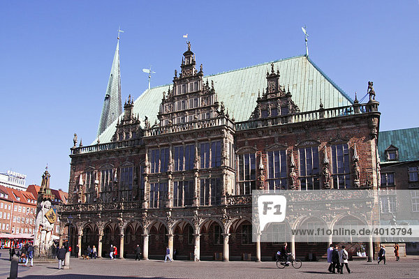 Historic town hall and Roland statue at the market place in the old town of Bremen  UNESCO World Heritage Site  Free Hanseatic City of Bremen  Germany  Europe