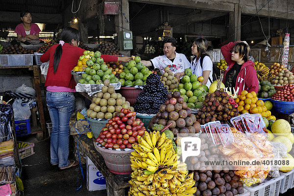 Obst und Gemüsemarkt in Bedugul  Bali  Indonesien