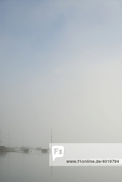 Nebel am Grundlsee  Ausseerland  Steiermark  Österreich  Europa
