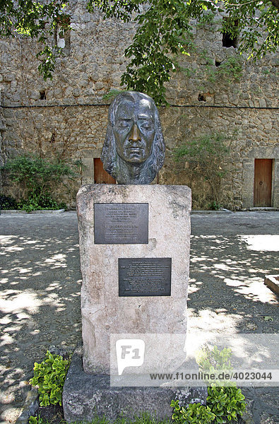 Skulptur  Fryderyk Franciszek Chopin  FrÈdÈric Chopin  Valldemossa  Mallorca  Balearen  Spanien  Europa