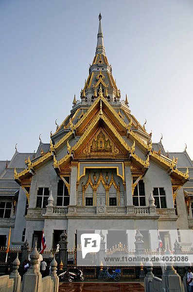 Wat Sothon Wararam Woravihan  buddhistische Tempelanlage  Chachoengsao  nahe Bangkok  Thailand  Asien