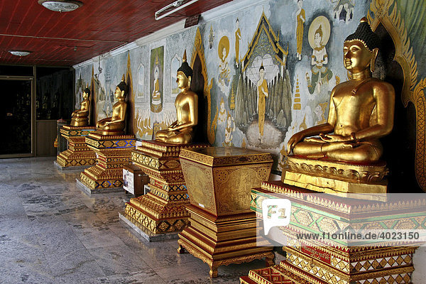 Buddhas  Wat Phrathat Doi Suthep  Tempelanlage auf dem Heiligen Berg  Chiang Mai  Thailand  Asien