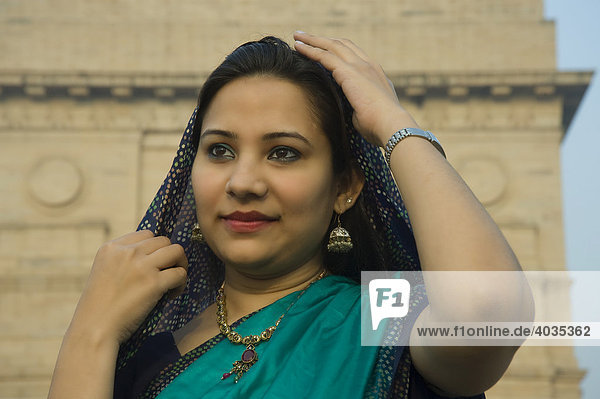 Indian woman  portrait  Delhi  India  South Asia