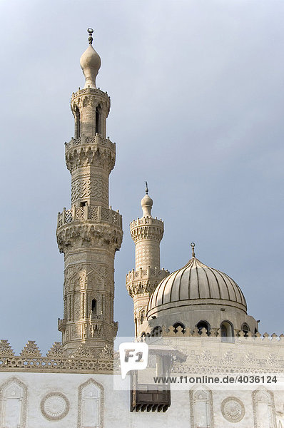Minarette der Al Azhar Moschee  Kairo  Ägypten  Afrika