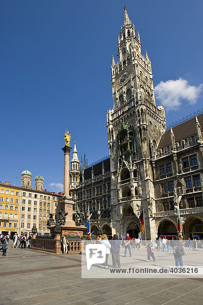 Marienplatz with new town hall  Mariensaeule and Liebfrauendom Cathedral  Munich  Upper Bavaria  Germany  Europe