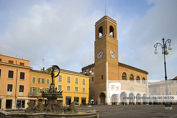 Palazzo della Ragione  Fano  Marken  Marche  Italien  Europa