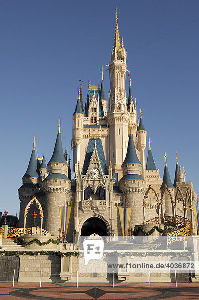 Cinderella's Castle in Walt Disney World  Florida  USA