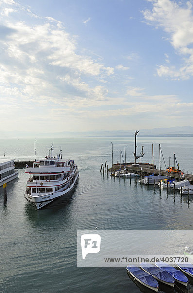 Boats in the harbour  Meersburg on Lake Constance  Baden-Wuerttemberg  Germany  Europe