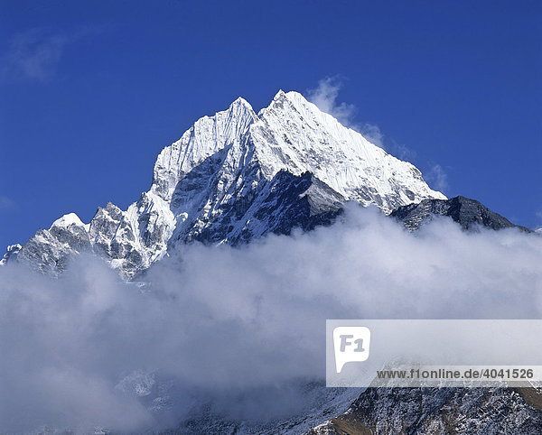 Thamserku  6623 m  Khumbugebiet  Himalaya  Nepal  Südasien