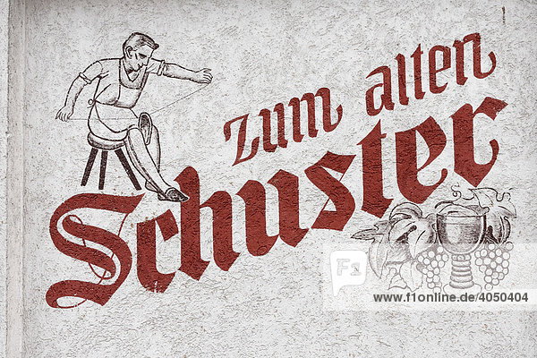 Schriftzug zum alten Schuster Gasthof Bad Brückenau Rhön Unterfranken Bayern Deutschland Europa