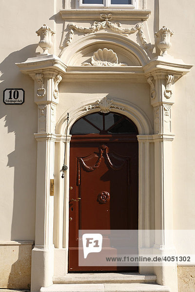 Haustür vom Dreimaderlhaus  Dreimäderlhaus auf der Mölker Bastei  Wien  Österreich  Europa