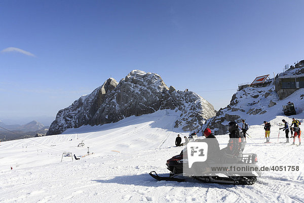 Snowmobile on the Schladming Glacier  view of Mt Koppenkarstein  Dachstein Range  Styria/Upper Austria  Austria  Europe