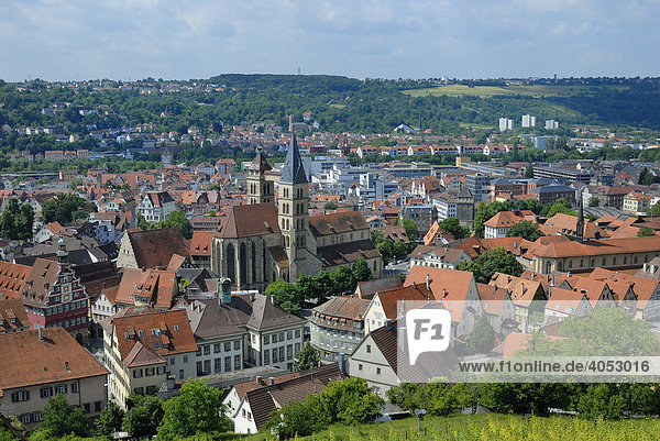 Blick über die Altstadt mit der Kirche St. Dionys  Esslingen am Neckar  Baden-Württemberg  Deutschland  Europa