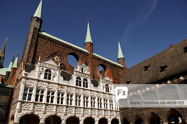 Alte Rathausfassade  Lübeck  Schleswig-Holstein  Deutschland  Europa
