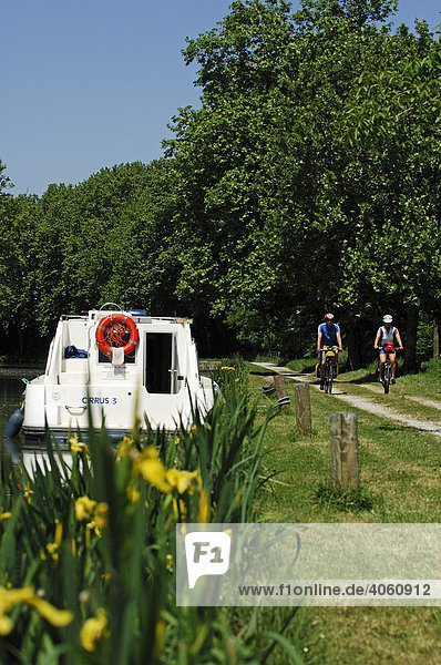 Radfahrer  Canal du Midi  Midi  Frankreich  Europa