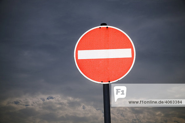 Schild Durchfahrt verboten