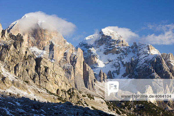 Tofana di Rozes and Tofana di Mezzo  Ampezzan Dolomites  Belluno  Italy  Europe