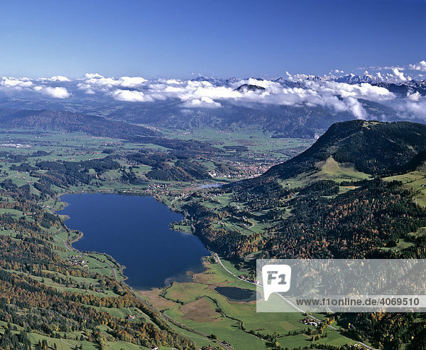 Luftbild  Immenstadt im Allgäu  Großer Alpsee  Immenstädter Horn  Schwaben  Bayern  Deutschland  Europa