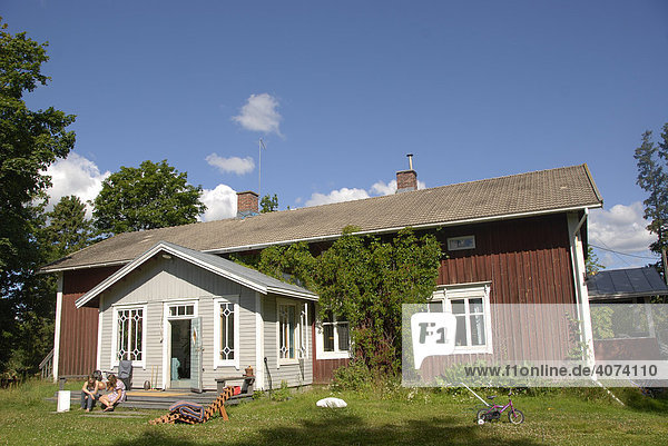 Traditionelles Holzhaus  Insel Kemiö  Finnland  Europa