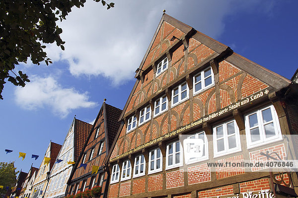Historisches Stadtzentrum von Buxtehude  Fachwerkhäuser in der Altstadt  Buxtehude  Altes Land  Niedersachsen  Deutschland  Europa