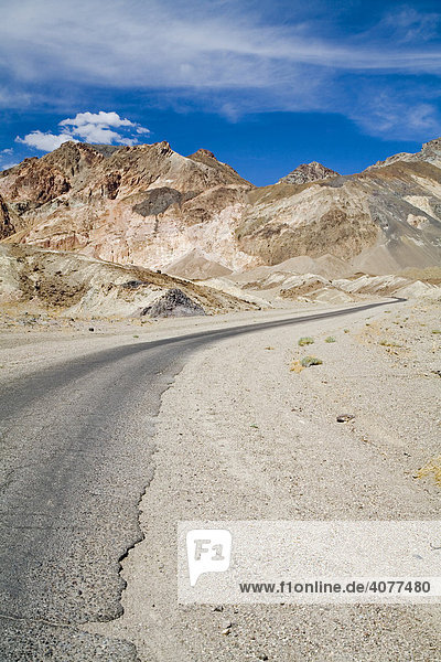 Artists Drive  Straße im Death-Valley-Nationalpark  Death Valley  Kalifornien  USA