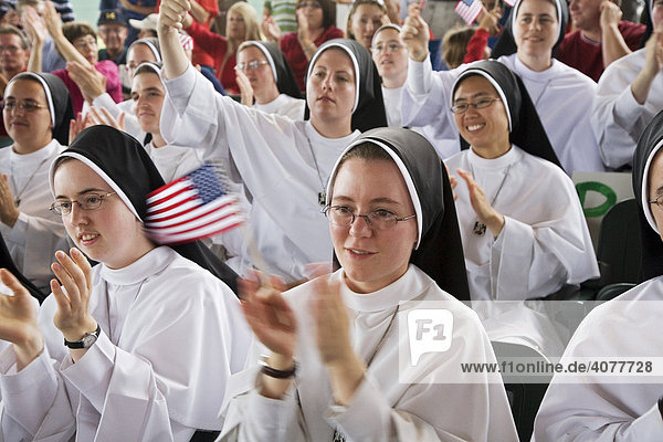 Members of the Dominican Sisters of Mary join a campaign rally for John McCain and Sarah Palin  Sterling Heights  Michigan  USA