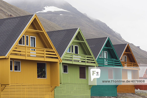 Häuser in Longyearbyen  Spitzbergen  Svalbard  Norwegen  Europa