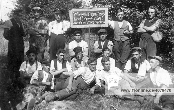 Gegen Arbeit historische Aufnahme ca.1920