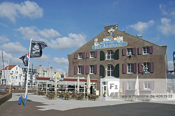 Het Arsenaal  Freizeitpark  Piratenflagge  Vlissingen  Zeeland  Holland  Niederlande