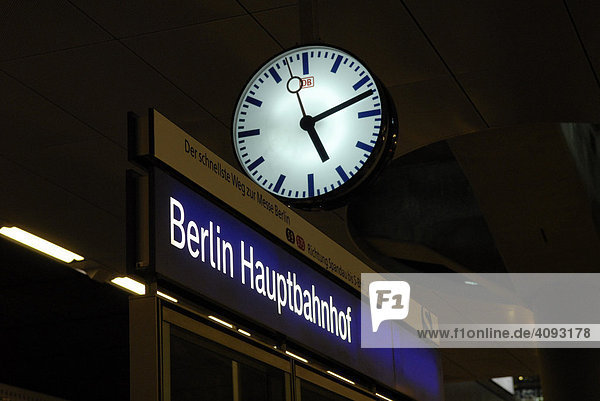 Berliner Hauptbahnhof  Berlin  Deutschland