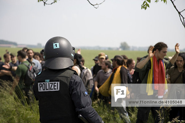 Police action against protesters during the G-8 summit Rostock Heiligendamm Mecklenburg-Western Pomerania Germany