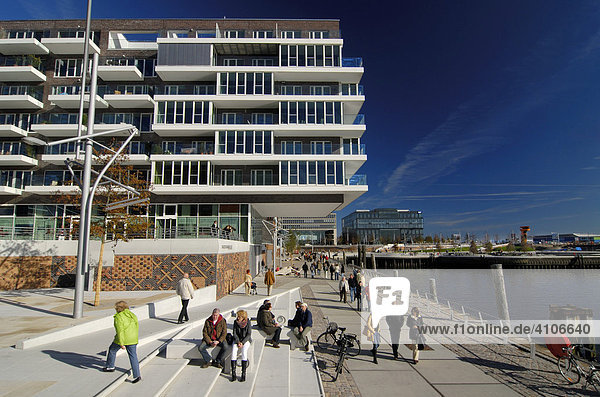 Moderne Büro- und Wohngebäude am Kaiserkai in der Hafencity von Hamburg  Deutschland