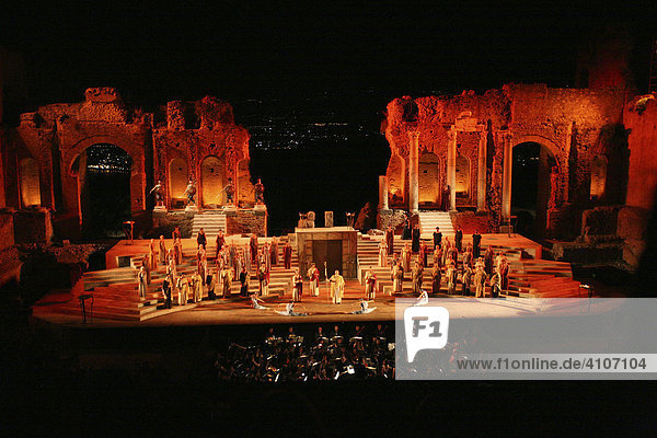 Amphitheater  Taormina  Sizilien  Italien  Europa