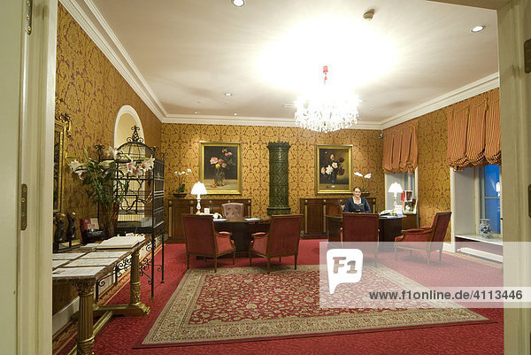 Rezeption  Grand Palace Hotel  Riga  Lettland