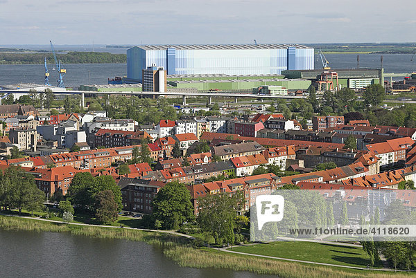 Gebäude der Volkswerft  Hansestadt Stralsund  Mecklenburg-Vorpommern  Deutschland  Europa