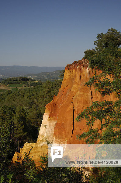 Red ochre rock near the town of Roussillon  Provence  France