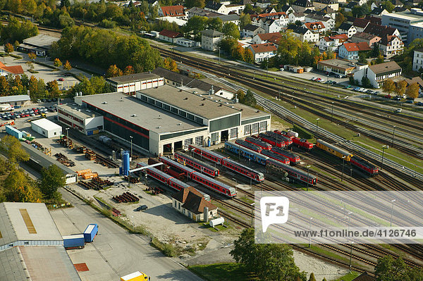 Bahnhof  Luftaufnahme  Mühldorf am Inn  Oberbayern  Bayern  Deutschland  Europa