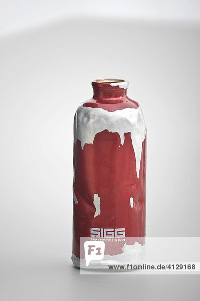 Abgenutzte Aluflasche